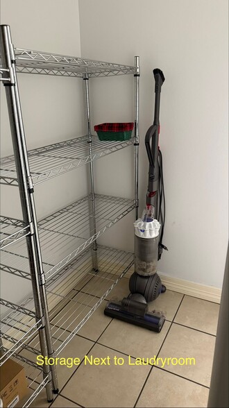 Building Photo - 4014 Waterford Ln