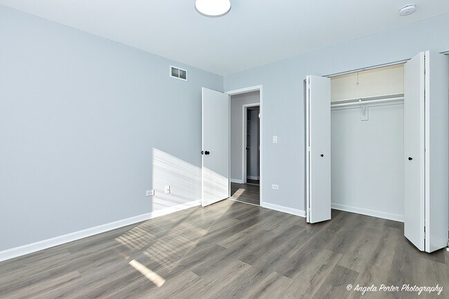 Building Photo - 1802-1811 11th St