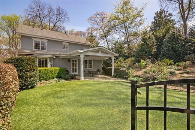 Building Photo - 1400 N Morningside Dr NE