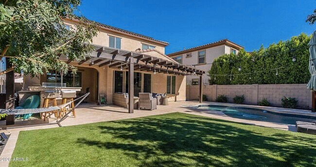 Building Photo - 3767 E Lantana Dr