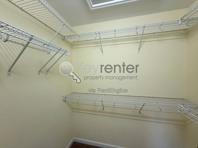 Building Photo - 7356 Tiercel Dr