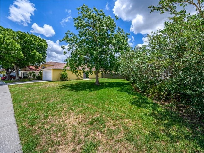 Building Photo - 1407 Wakefield Dr