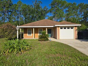 Building Photo - Charming single-story 3-bedroom, 2-bath home