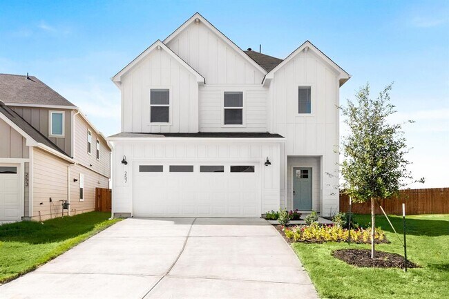 Primary Photo - 257 Frogmore Lp