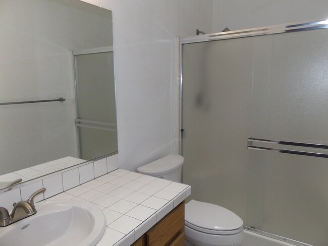 Building Photo - 3 Bedroom - 2 Bath Pool Home