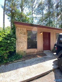 Building Photo - 3608 Penny St SW