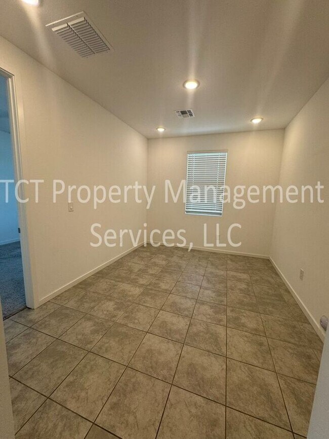 Building Photo - Beautifully Updated San Tan Groves Home