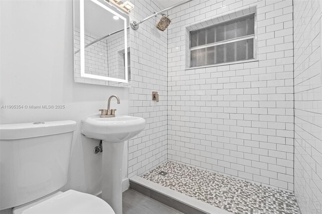 Building Photo - 1145 SW 74th Ct