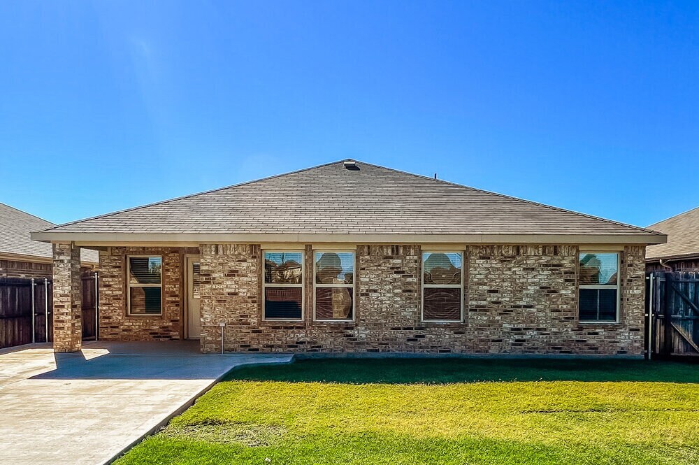 Building Photo - 1021 Decker Dr