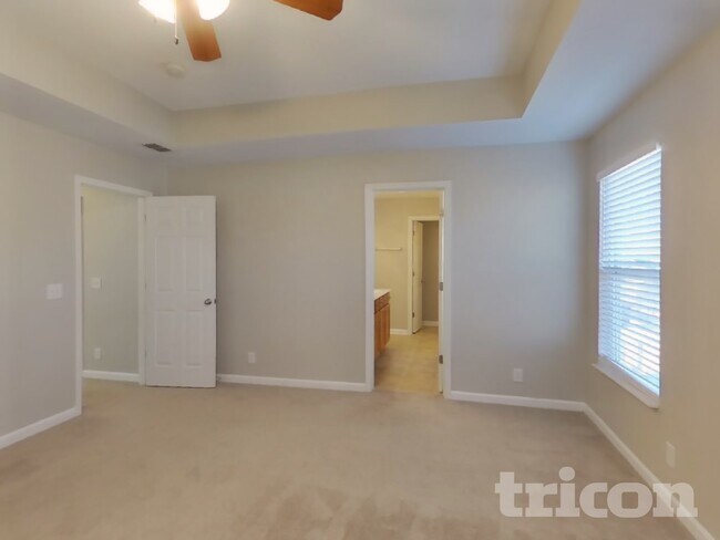 Building Photo - 1307 Creekside Dr