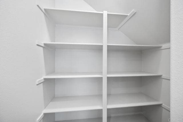 Building Photo - 40361 Via Jumara