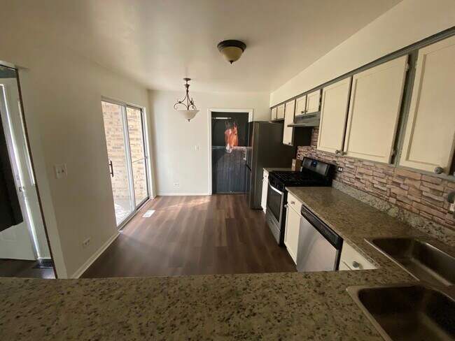 Building Photo - 1283 Ranchview Ct