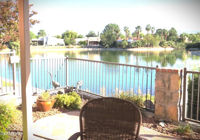 Building Photo - 4574 Weeping Willow Dr