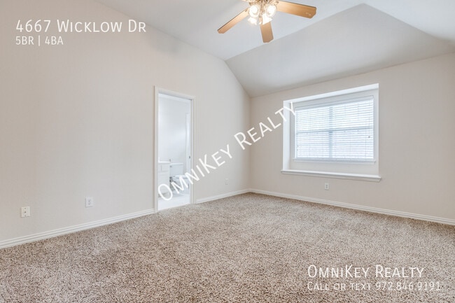 Building Photo - 4667 Wicklow Dr