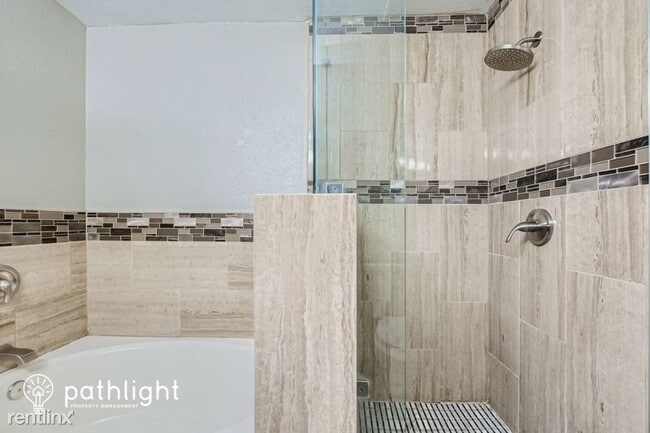 Building Photo - 4 br, 2.5 bath House - 1314 Windward Lane ...