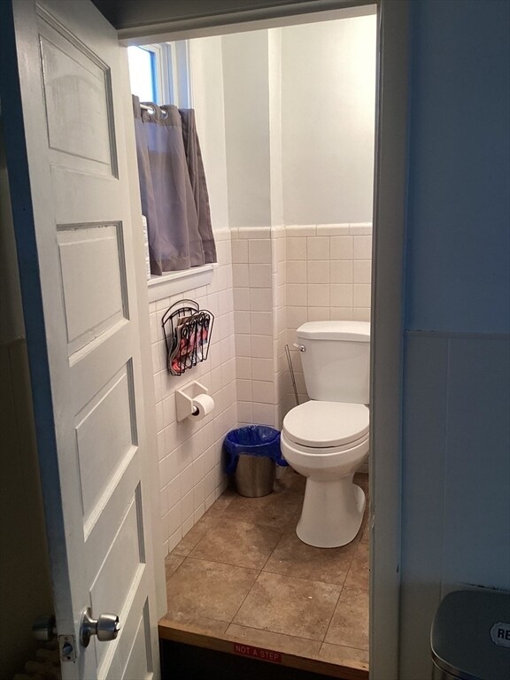 Building Photo - 14 Clark St