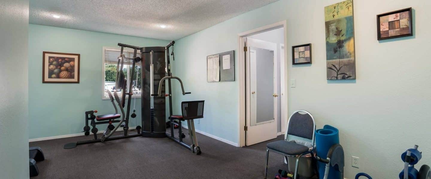 Building Photo - 2099 W Plymouth Cir