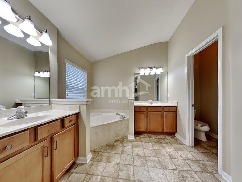 Building Photo - 428 Fort Drum Ct