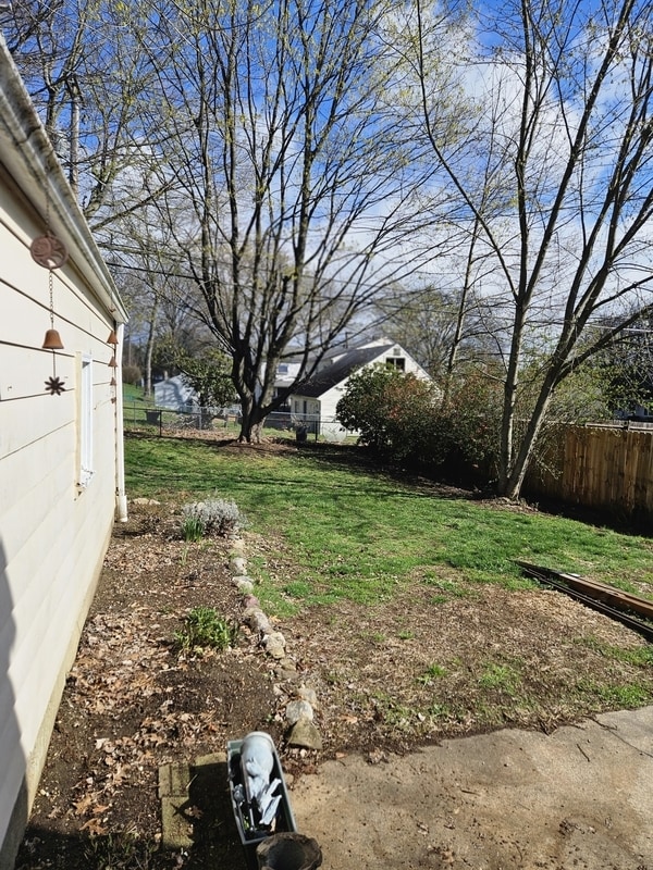 Building Photo - 1529 Myrtle Ave