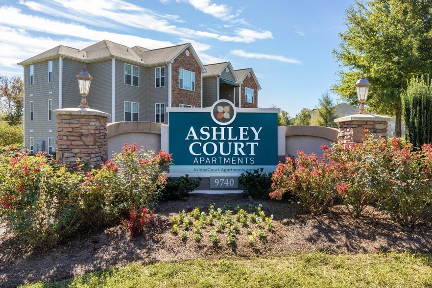 Primary Photo - Ashley Court Apartments