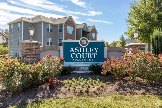 Building Photo - Ashley Court Apartments