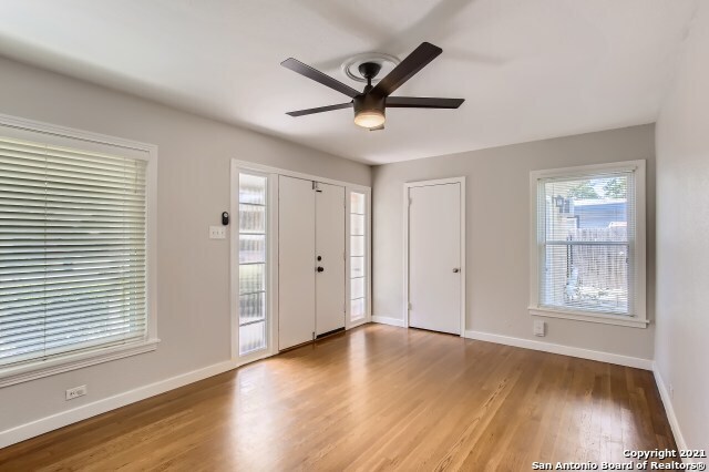Building Photo - 519 Byrnes Dr