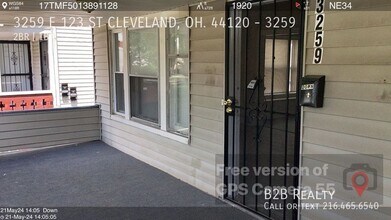 Building Photo - 3259 E 123rd St