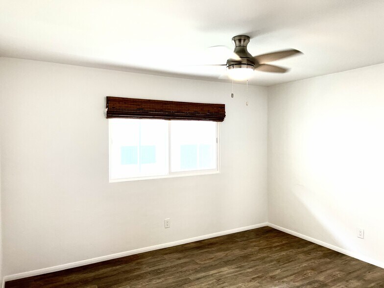 Building Photo - 4463 Mentone St
