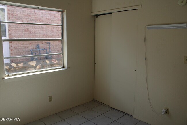 Building Photo - 11435 Sundrop Ct