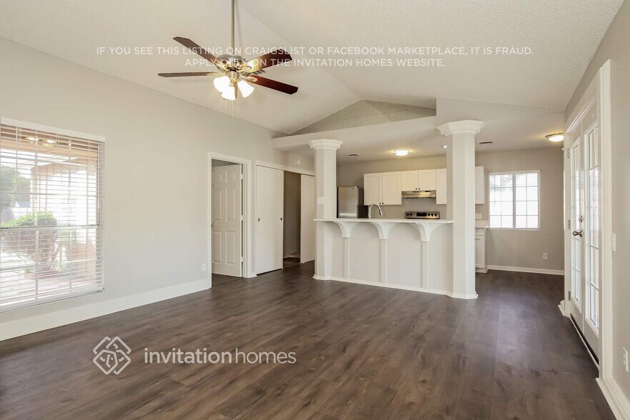 Building Photo - 6744 W Turquoise Ave