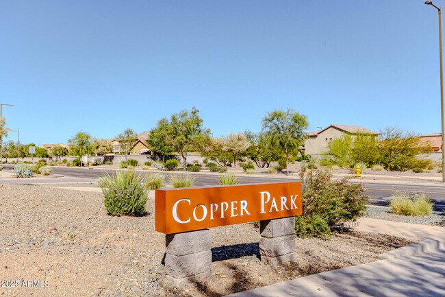 Building Photo - 17478 W Paraiso Ln