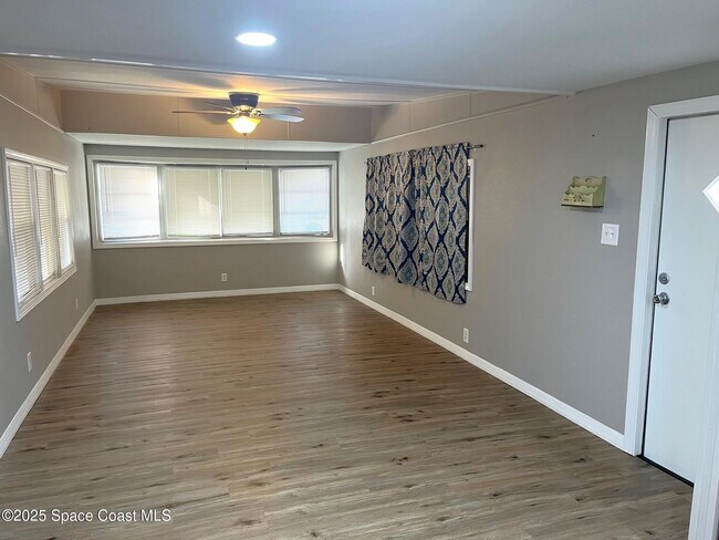 Building Photo - 2556 Haverhill Rd NE