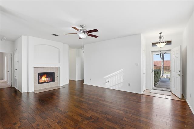 Building Photo - 3913 Hawkins Dr