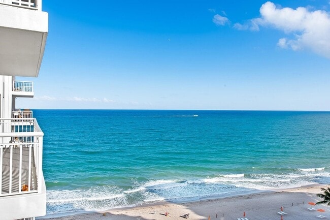 Building Photo - 3850 Galt Ocean Dr