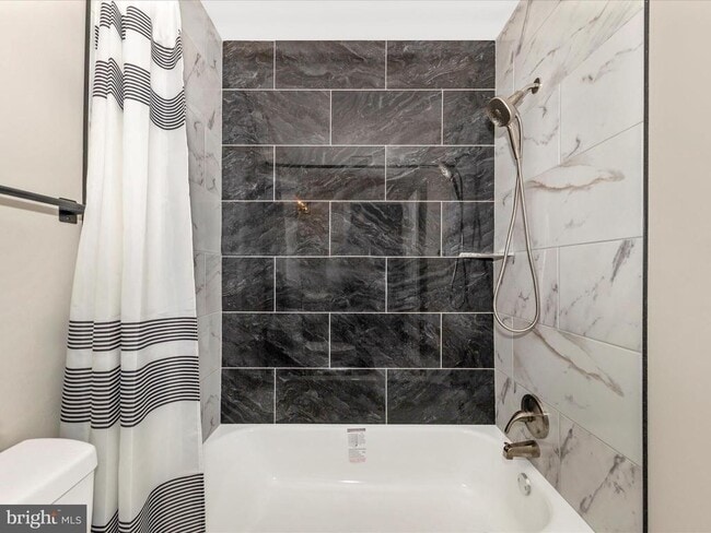 Building Photo - 14004 Daleshire Way