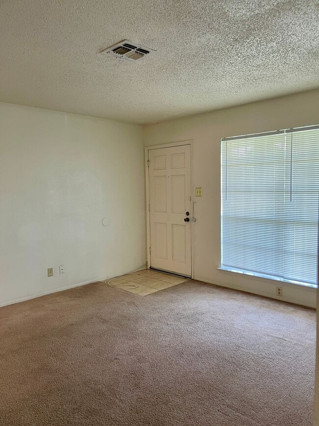 Building Photo - 7310 Sage Oak