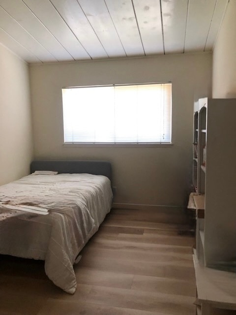 stagging bedroom - 3133 Alma St