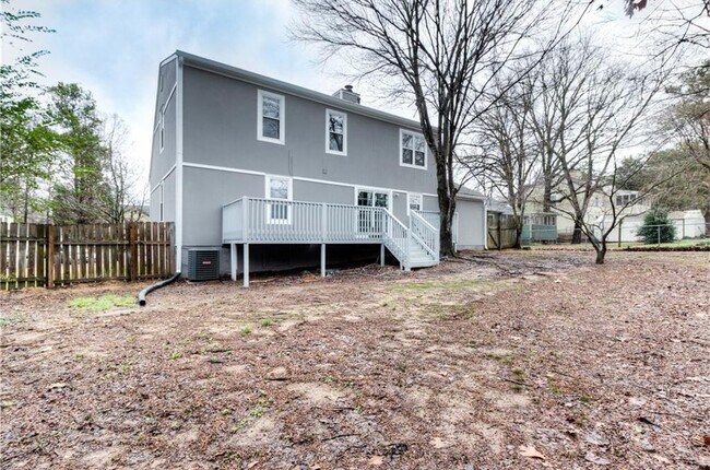 Building Photo - 420 Poplar Glen Ct