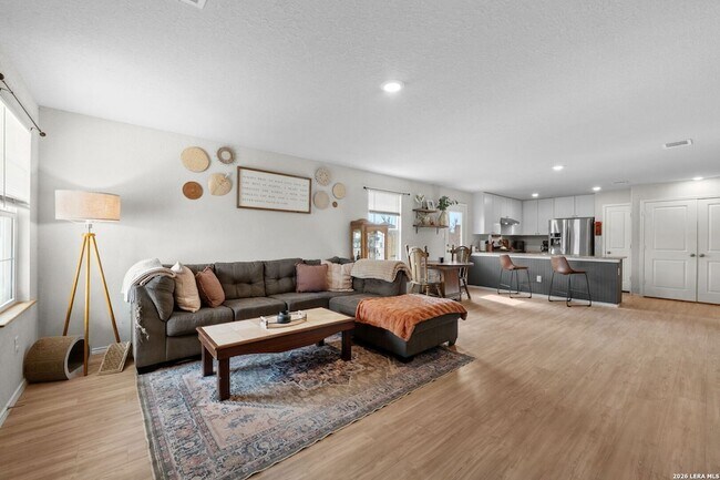 Building Photo - 6403 Ignacio Ct