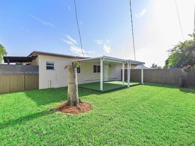 Building Photo - 3840 NW 176th St