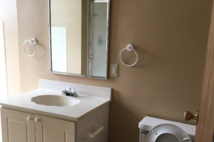 2nd floor Bathroom - 277 S Champion Ave
