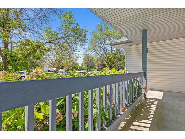 Building Photo - 8551 Flamingo Dr