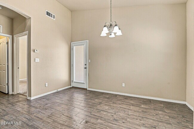 Building Photo - 14832 Orsten Artis Ave
