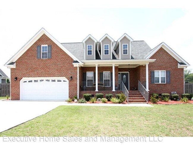Primary Photo - 3 br, 2 bath House - 201 Maddux Dr