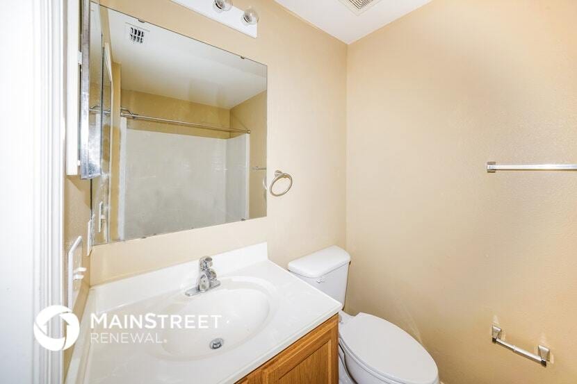 Building Photo - 3625 Wellington Ln