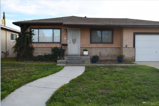 Building Photo - 122 W I St