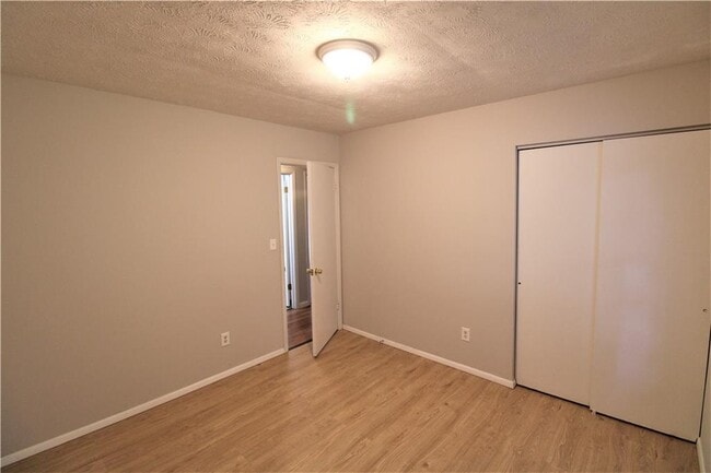 Building Photo - 979 Chestnut Oak Ct