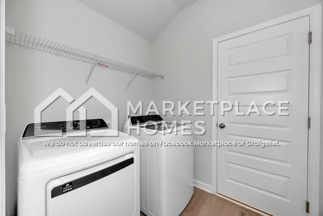 Building Photo - 187 Olde Hearth Rd