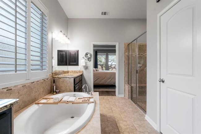 Building Photo - 4013 Gandara Bend