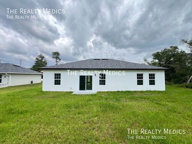 Building Photo - 486 Marion Oaks Ln